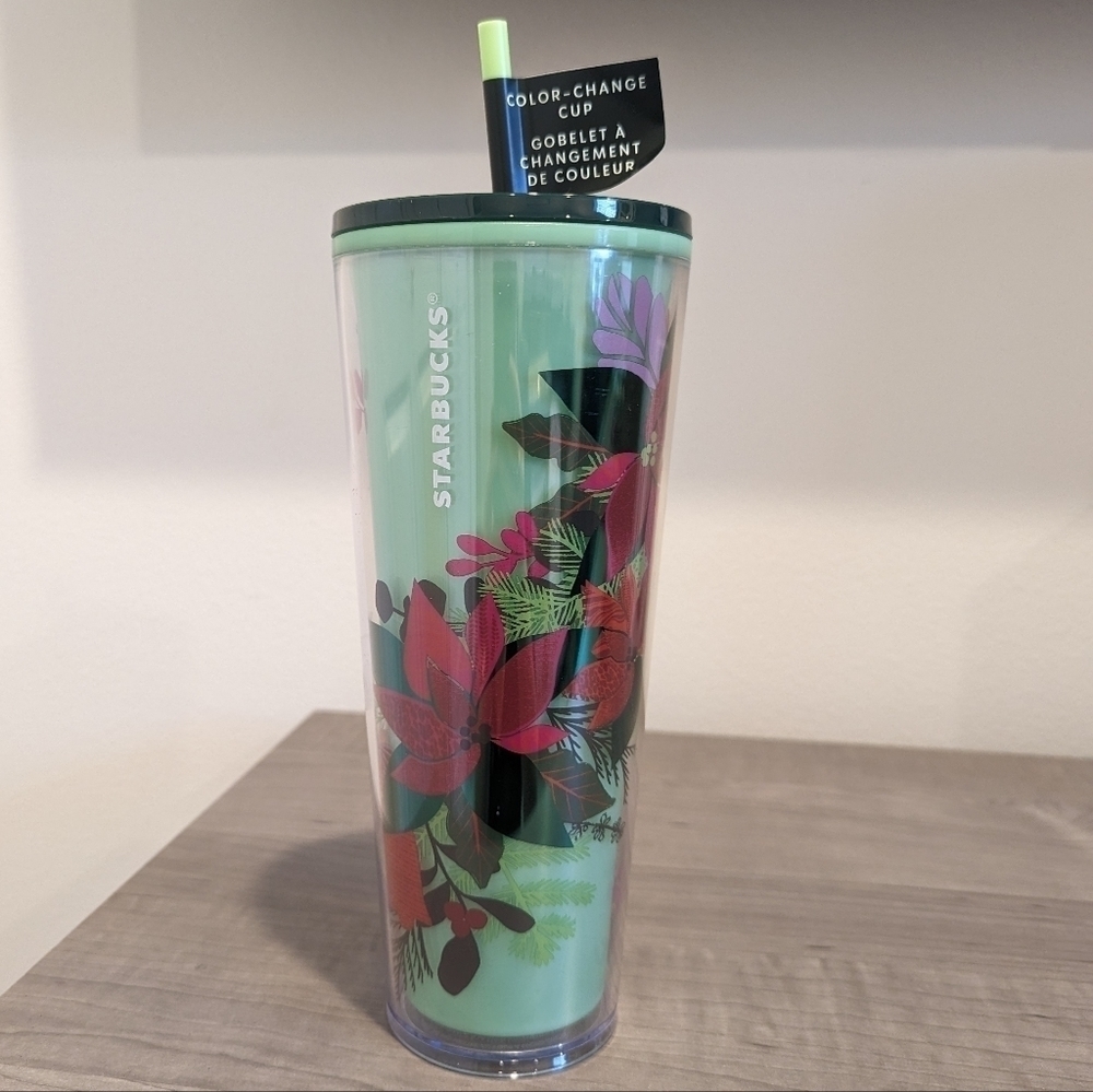 Starbucks Venti Holiday 2021 Color Change Poinsettia Tumbler NEW WITH TAGS❤️💚